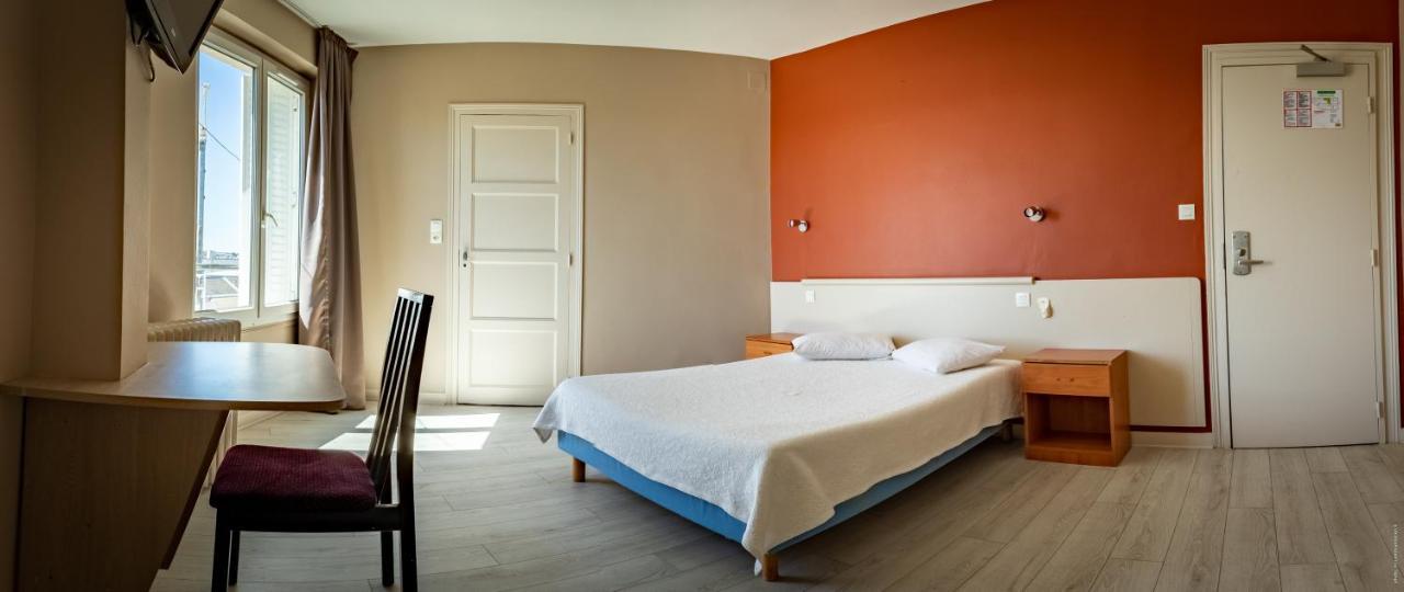 Hotel De La Gare Châteauroux Εξωτερικό φωτογραφία