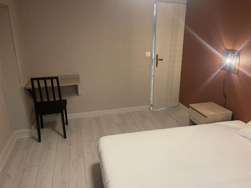 Hotel De La Gare Châteauroux Εξωτερικό φωτογραφία
